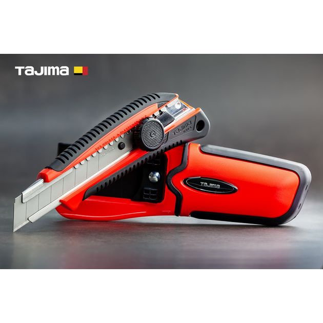 Нож строительный 18 мм с кобурой TAJIMA LC561RHSBL GRI 561, фото , изображение 2 | SNABZHENIE.com.ua Нож строительный 18 мм с кобурой TAJIMA LC561RHSBL GRI 561, фото , изображение 2 | SNABZHENIE.com.ua