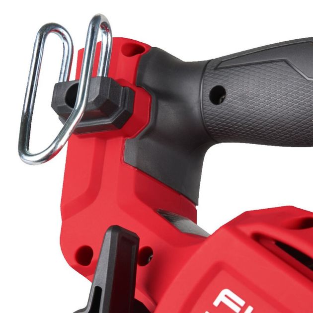 Акумуляторная дисковая пила MILWAUKEE M18 FCS552-0, Ø165 мм, фото , изображение 5 | SNABZHENIE.com.ua Акумуляторная дисковая пила MILWAUKEE M18 FCS552-0, Ø165 мм, фото , изображение 5 | SNABZHENIE.com.ua