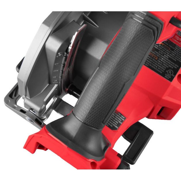 Дисковая аккумуляторная пила MILWAUKEE M18 FCS552-302X, Ø165мм, 2ак., фото , изображение 6 | SNABZHENIE.com.ua Дисковая аккумуляторная пила MILWAUKEE M18 FCS552-302X, Ø165мм, 2ак., фото , изображение 6 | SNABZHENIE.com.ua