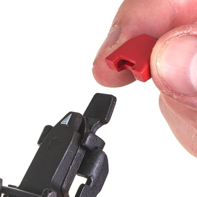 Аккумуляторный бесщеточный гвоздезабивной пистолет MILWAUKEE M18 FN18GS-0, 16-54мм, фото , изображение 7 | SNABZHENIE.com.ua