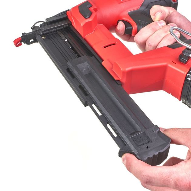Аккумуляторный бесщеточный гвоздезабивной пистолет MILWAUKEE M18 FN18GS-0, 16-54мм, фото , изображение 5 | SNABZHENIE.com.ua
