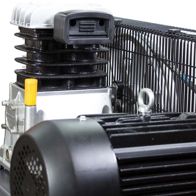 Компрессор ременной двухцилиндровый 380В 3кВт 550л/мин 10бар 150л SIGMA REFINE, фото , изображение 6 | SNABZHENIE.com.ua