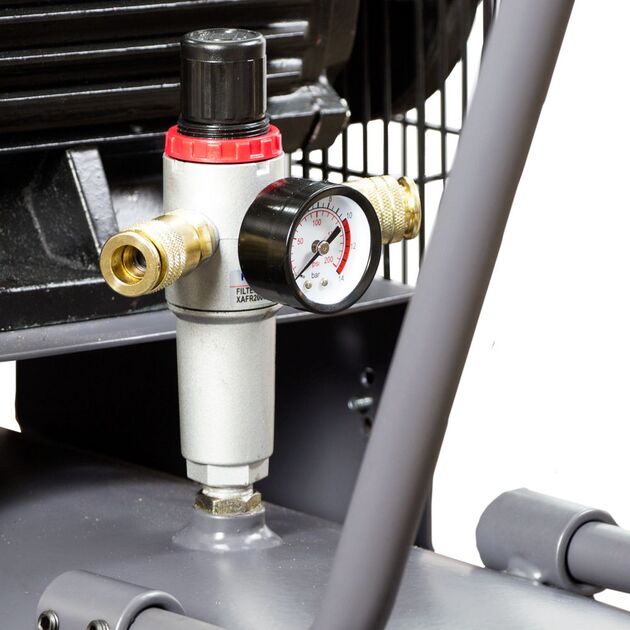 Компрессор ременной двухцилиндровый 380В 3кВт 550л/мин 10бар 150л SIGMA REFINE, фото , изображение 5 | SNABZHENIE.com.ua