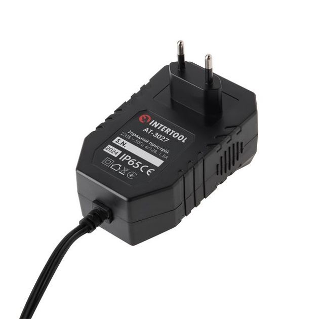 Зарядное устройство 6/12В, 1.5А, зимний режим, дисплей, INTERTOOL AT-3027, фото , изображение 5 | SNABZHENIE.com.ua Зарядное устройство 6/12В, 1.5А, зимний режим, дисплей, INTERTOOL AT-3027, фото , изображение 5 | SNABZHENIE.com.ua
