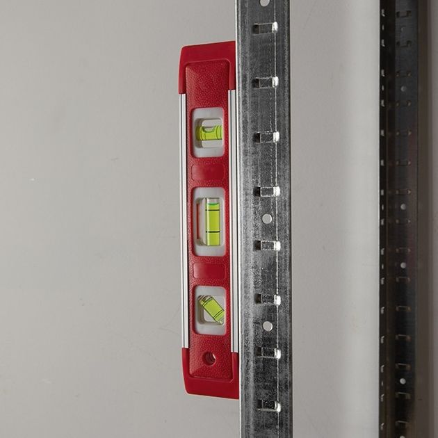 Магнитный уровень 230 мм INTERTOOL MT-1001, фото , изображение 10 | SNABZHENIE.com.ua Магнитный уровень 230 мм INTERTOOL MT-1001, фото , изображение 10 | SNABZHENIE.com.ua