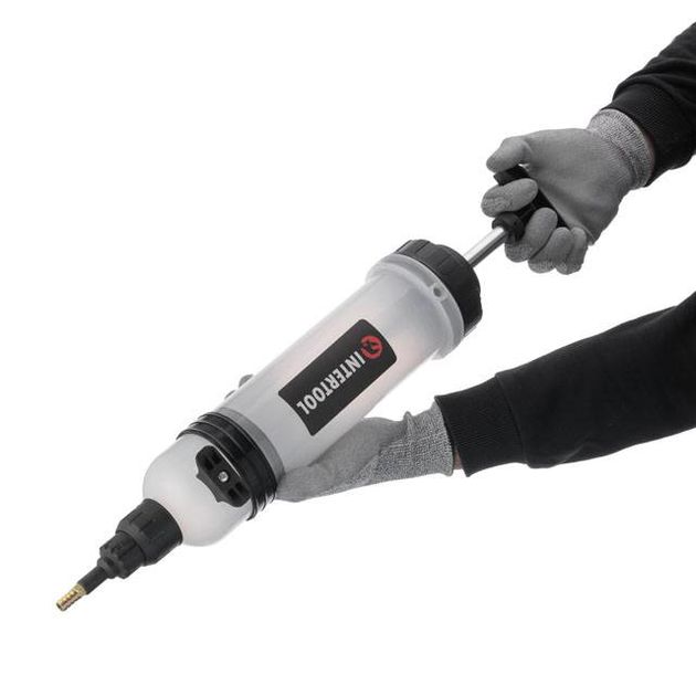 Шприц для технических жидкостей 1.5л с насадками INTERTOOL AT-3073, фото , изображение 8 | SNABZHENIE.com.ua Шприц для технических жидкостей 1.5л с насадками INTERTOOL AT-3073, фото , изображение 8 | SNABZHENIE.com.ua