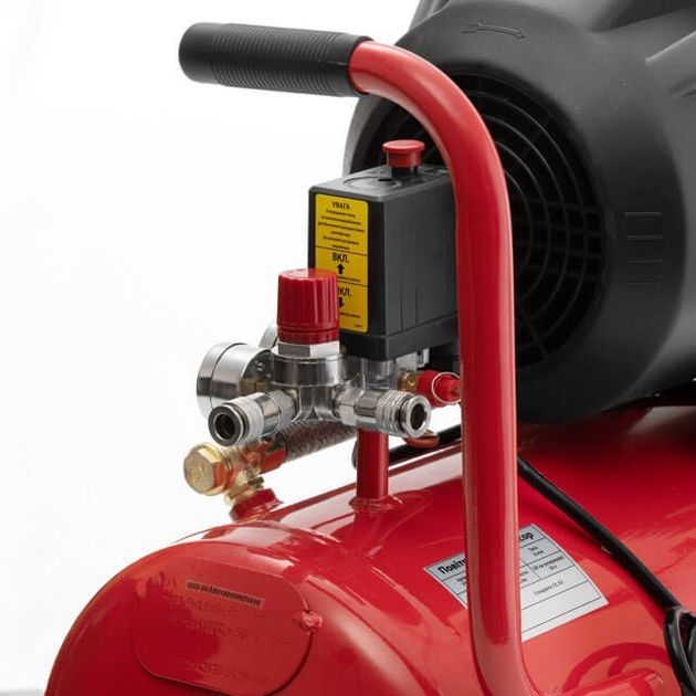 Компрессор INTERTOOL PT-0007, 50 л, 3 кВт, 10 атм, 420 л/мин, 2 цил., фото , изображение 4 | SNABZHENIE.com.ua Компрессор INTERTOOL PT-0007, 50 л, 3 кВт, 10 атм, 420 л/мин, 2 цил., фото , изображение 4 | SNABZHENIE.com.ua