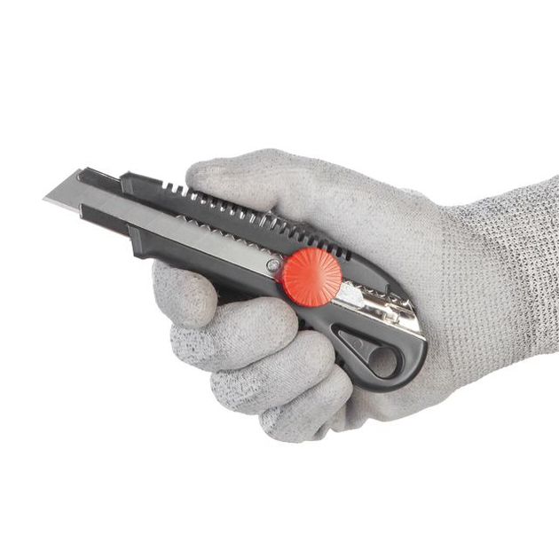 Нож сегментный 18мм с металлической направляющей INTERTOOL HT-0502, фото , изображение 8 | SNABZHENIE.com.ua Нож сегментный 18мм с металлической направляющей INTERTOOL HT-0502, фото , изображение 8 | SNABZHENIE.com.ua