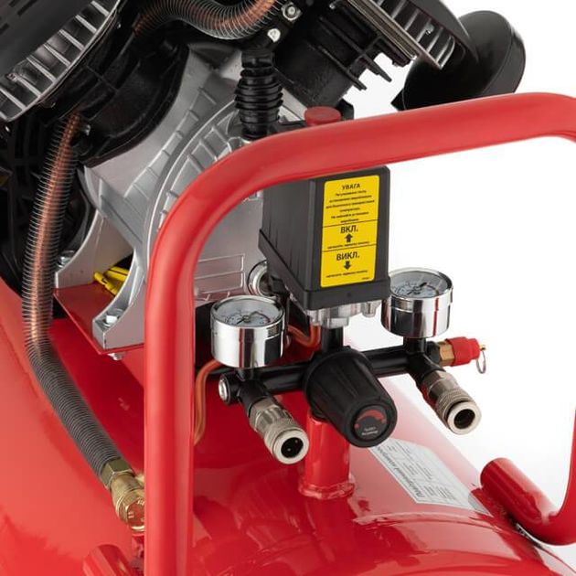 Компресор 100 л, 2.23 кВт, 220 В, 10 атм, 354 л/хв, 2 циліндри INTERTOOL PT-0005, фото , зображення 6 | SNABZHENIE.com.ua