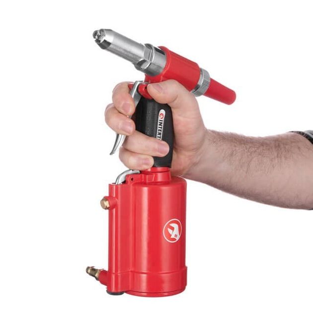 Пневматичний заклепочний пістолет в чемодані з аксесуарами INTERTOOL PT-1304, фото , зображення 3 | SNABZHENIE.com.ua