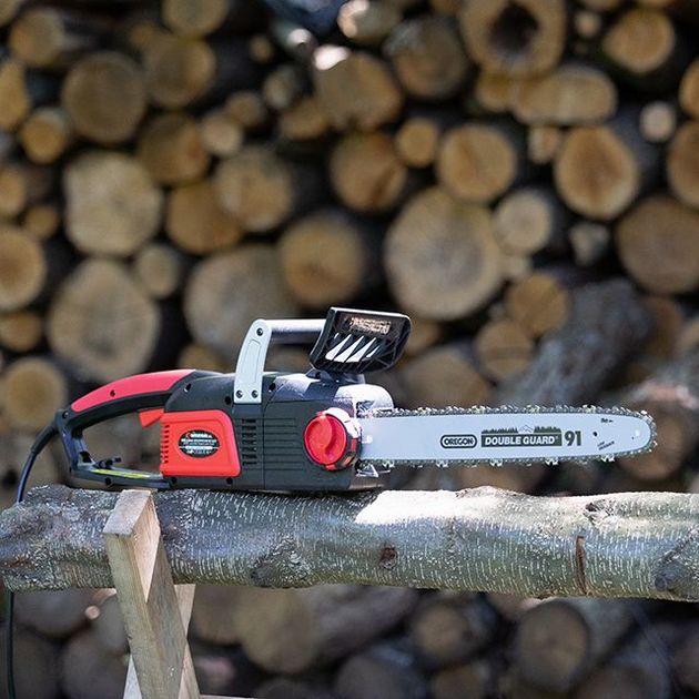 Пила електрична ланцюгова INTERTOOL WT-0625, 2400 Вт, шина 40 см, плавний пуск, SDS-система натяжки цепі, прямий двигун., фото , зображення 5 | SNABZHENIE.com.ua Пила електрична ланцюгова INTERTOOL WT-0625, 2400 Вт, шина 40 см, плавний пуск, SDS-система натяжки цепі, прямий двигун., фото , зображення 5 | SNABZHENIE.com.ua