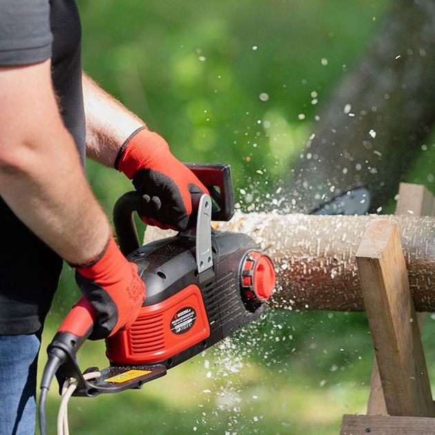 Пила електрична ланцюгова INTERTOOL WT-0625, 2400 Вт, шина 40 см, плавний пуск, SDS-система натяжки цепі, прямий двигун., фото , зображення 6 | SNABZHENIE.com.ua Пила електрична ланцюгова INTERTOOL WT-0625, 2400 Вт, шина 40 см, плавний пуск, SDS-система натяжки цепі, прямий двигун., фото , зображення 6 | SNABZHENIE.com.ua