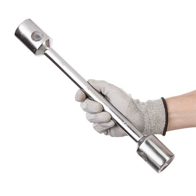 Ключ баллонный I-образный 30x32 мм INTERTOOL XT-4203, фото , изображение 4 | SNABZHENIE.com.ua Ключ баллонный I-образный 30x32 мм INTERTOOL XT-4203, фото , изображение 4 | SNABZHENIE.com.ua