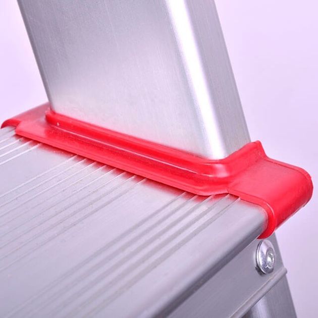 Стремянка алюминиевая 2 ступени, высота 410 мм INTERTOOL LT-1002, фото , изображение 5 | SNABZHENIE.com.ua Стремянка алюминиевая 2 ступени, высота 410 мм INTERTOOL LT-1002, фото , изображение 5 | SNABZHENIE.com.ua