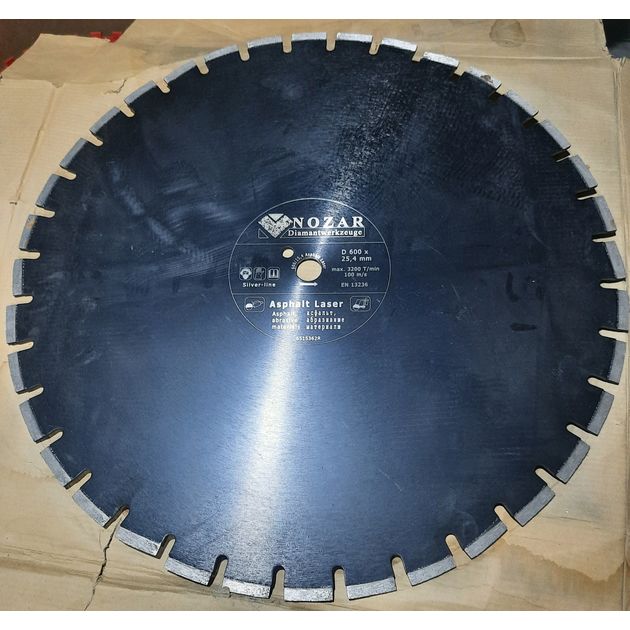 Алмазный отрезной диск для асфальта 600x4,2x10x25,4, фото  | SNABZHENIE.com.ua