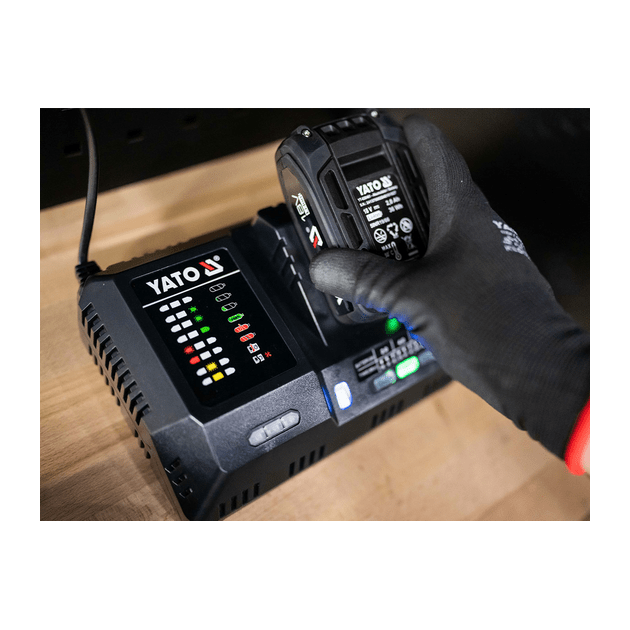 Умное зарядное устройство с охлаждением YATO для Li-Ion 18 В, 12 А, фото , изображение 5 | SNABZHENIE.com.ua