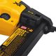 Аккумуляторный гвоздезабиватель DeWALT DCN681N, фото , изображение 4 | SNABZHENIE.com.ua