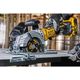 Дисковая аккумуляторная пила DeWALT DCS571P2 бесщёточная, фото , изображение 7 | SNABZHENIE.com.ua