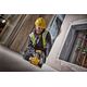 Аккумуляторный бесщёточный скобозабивной степлер DeWALT DCN662D2, фото , изображение 6 | SNABZHENIE.com.ua Аккумуляторный бесщёточный скобозабивной степлер DeWALT DCN662D2, фото , изображение 6 | SNABZHENIE.com.ua